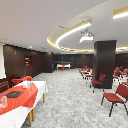 אנטליה Ring Downtown Hotel מראה חיצוני תמונה