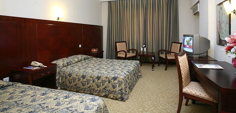 אנטליה Ring Downtown Hotel מראה חיצוני תמונה